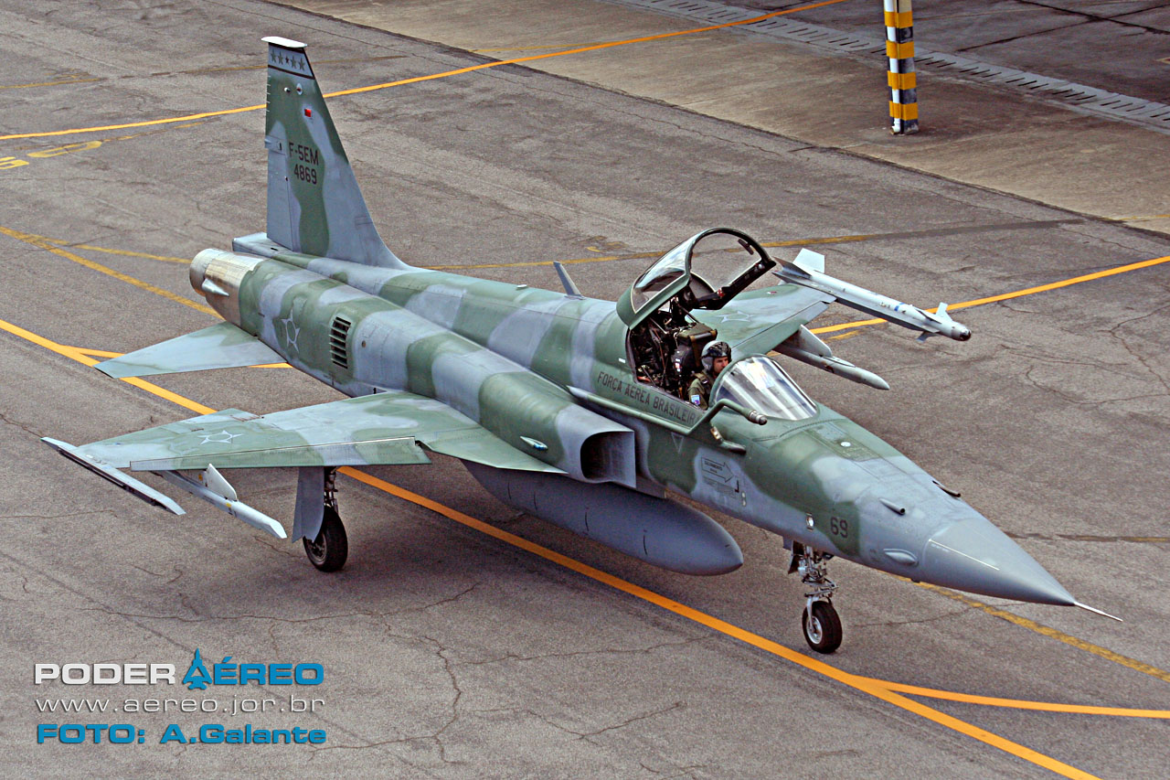 F-5EM-4869.jpg