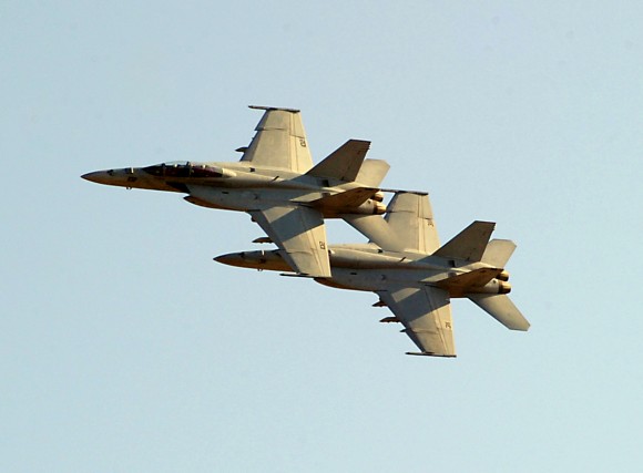 Super Hornets - foto USN
