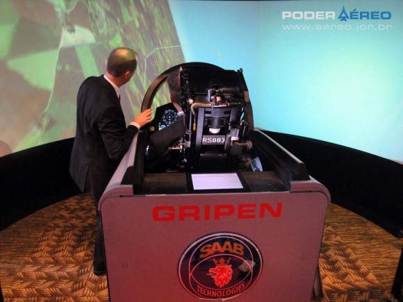 Simulador do Gripen no Open Innovation Seminar de São Paulo - foto 9- Nunão - Poder Aéreo