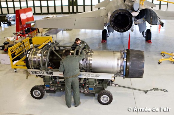 Rafale e motor Snecma M88 - foto Armée de lair