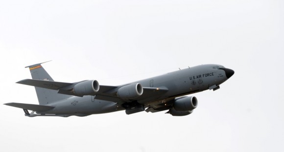 KC-135 - foto USAF