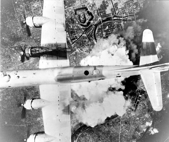 710px-Boeing_B-29A-45-BN_Superfortress_44-61784_6_BG_24_BS_-_Incendiary_Journey