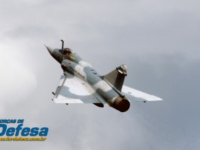 dia da aviacao de caca 2013 - Mirage 2000 decolando- foto 3 poggio