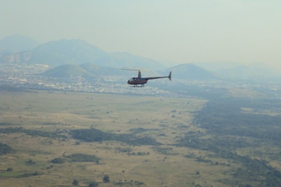 Foto helicóptero em nota sobre interceptação no Rio em jogo Copa Confederações - foto FAB