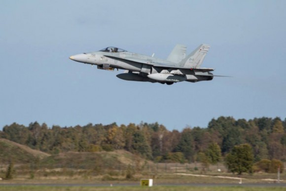 BRTE-19 - CF-18 do Canadá - foto Forças Armadas da Suécia