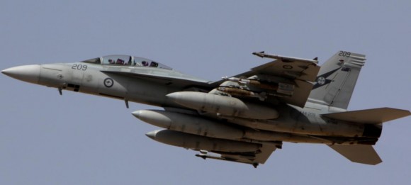 Missão Super Hornets da RAAF em 5-10-2014 - foto Min Def Australia