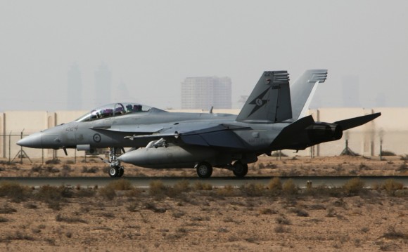 Super Hornet australiano volta de primeira missão no Oriente Médio - foto 5 MD Australia