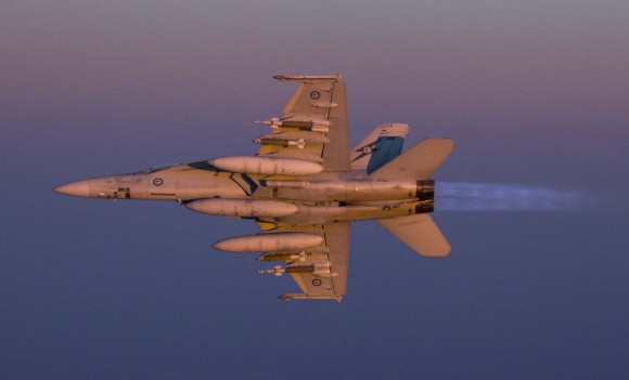 Super Hornet da RAAF sobre o Iraque - foto Min Def Australia