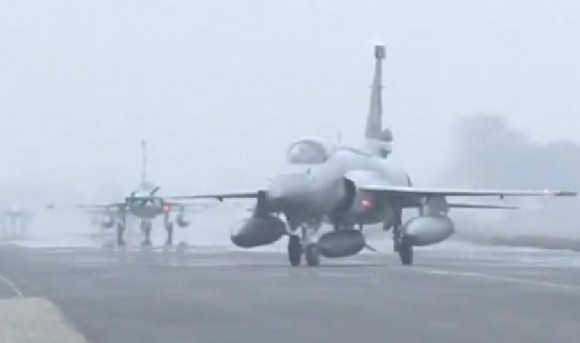 JF-17 Thunder introduzido na CCS da PAF - cena 3 vídeo Newsone