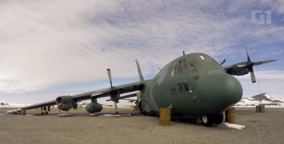 C-130 da FAB acidentado na base chilena - foto G1