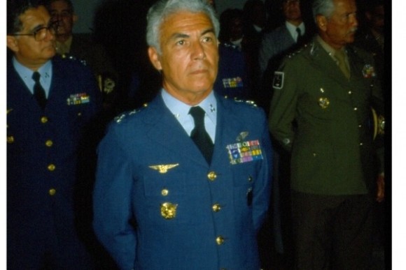 Major-Brigadeiro do Ar Lauro Ney Menezes