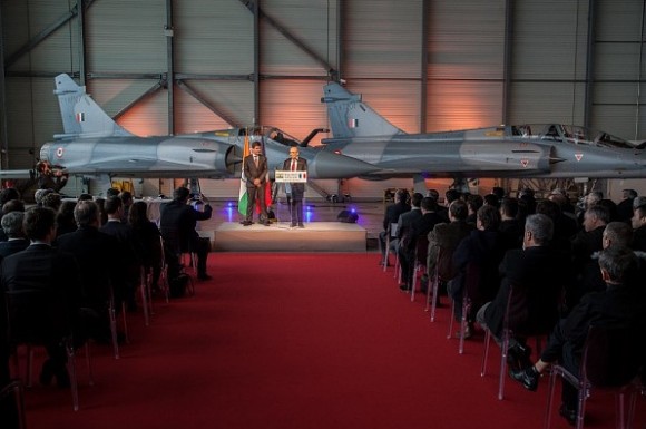 cerimônia entrega primeiros Mirage 2000 modernizados à Índia - foto Dassault