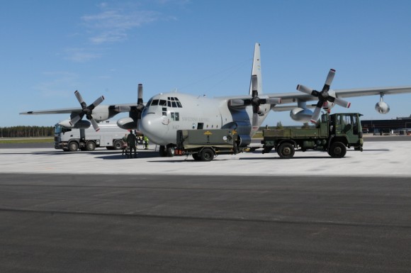 Artic Challenge 2015 - C-130T sueco - foto Forças Armadas da Suécia