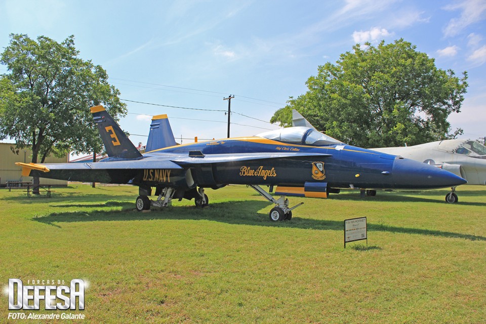 McDonnell Douglas F-18 Hornet Serial 162826