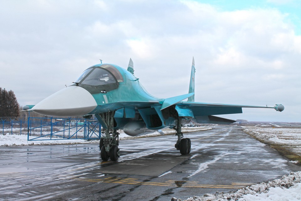 Su-34_october_2015-1