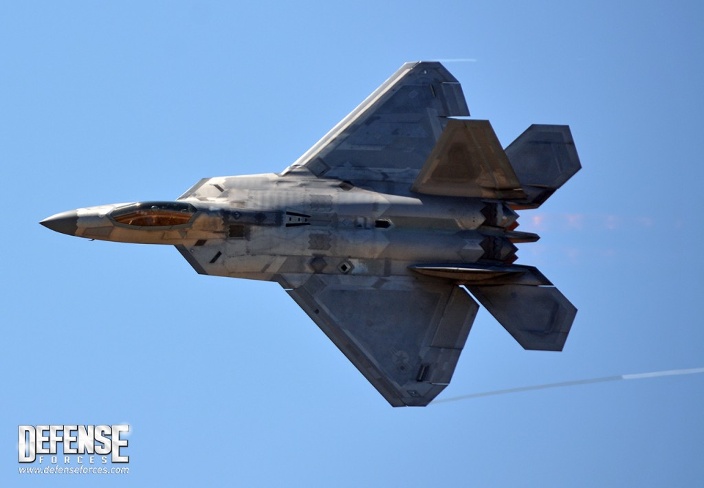 Fort Worth Alliance Air Show 2015 - F-22 - 14