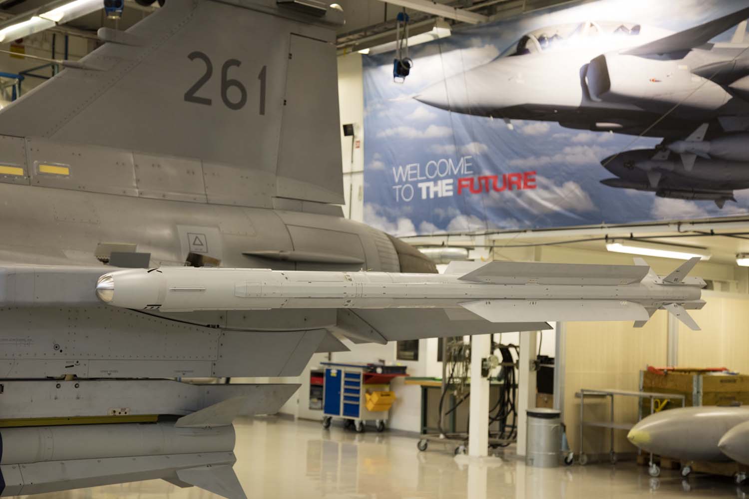 Visita hangar testes Saab 19-5-2016 - foto 13 Saab
