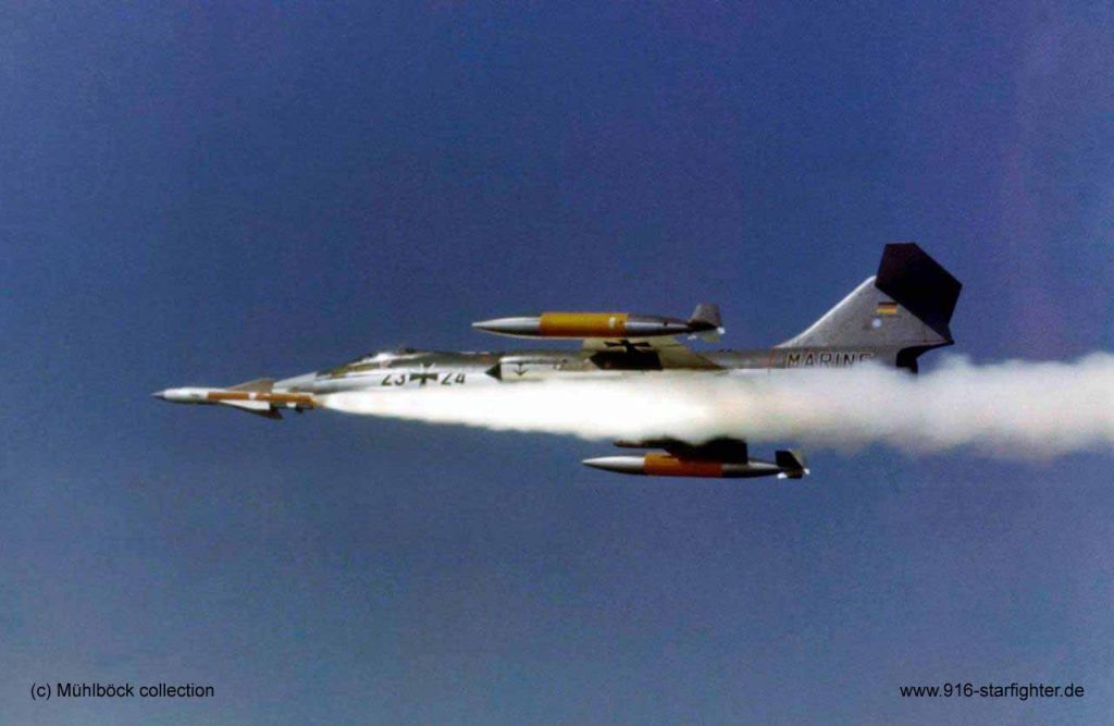 F-104 lançando míssil antinavio Kormoran