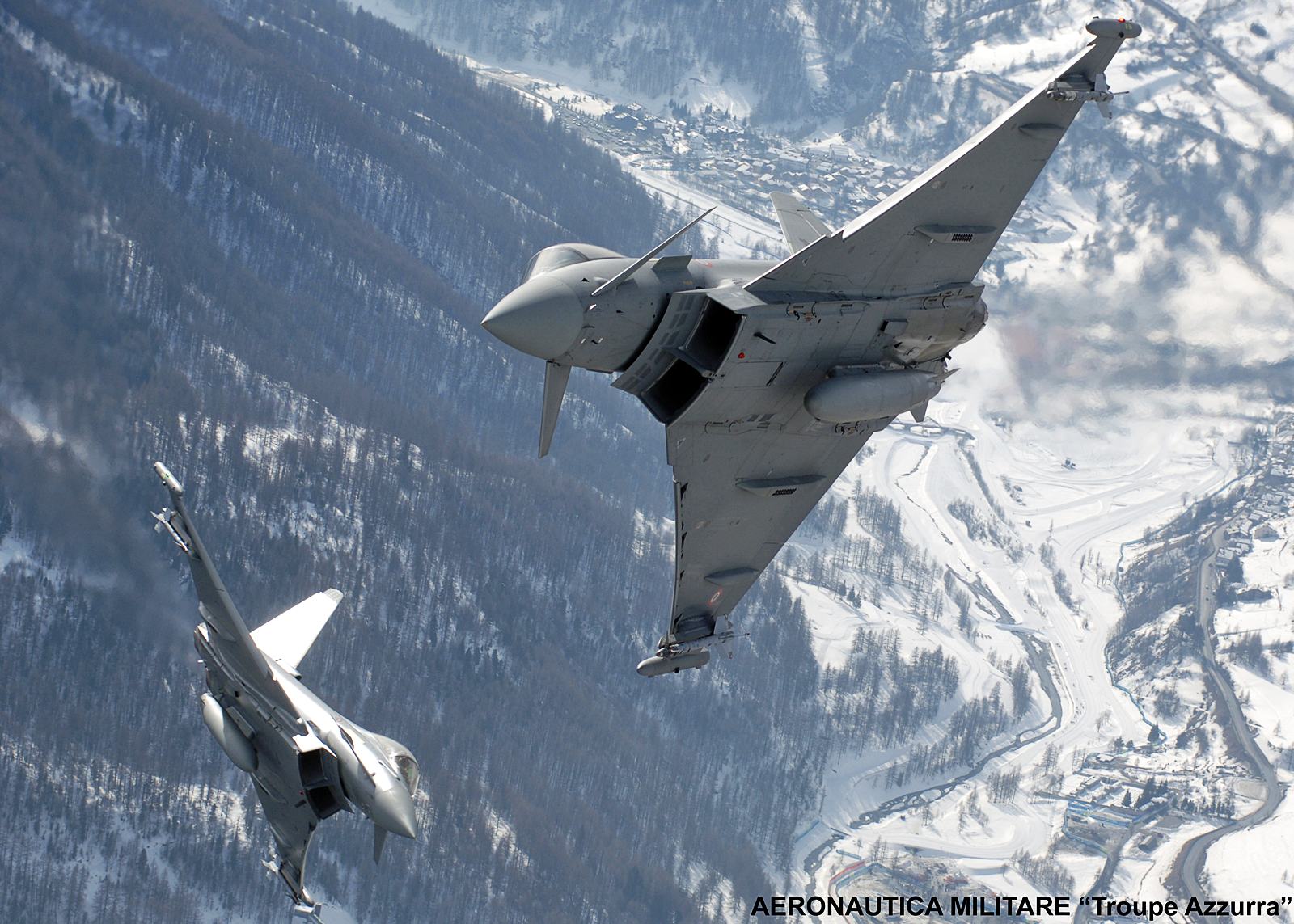 O Canadá vai adquirir Eurofighter Typhoon ou Super Hornets?