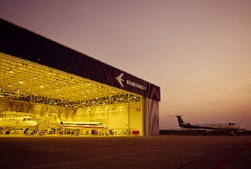 embraer-hangar
