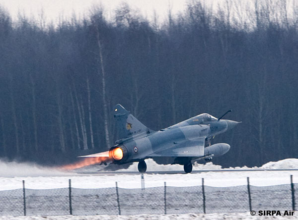Mirage 2000 C na Lituania - foto Armee de lair