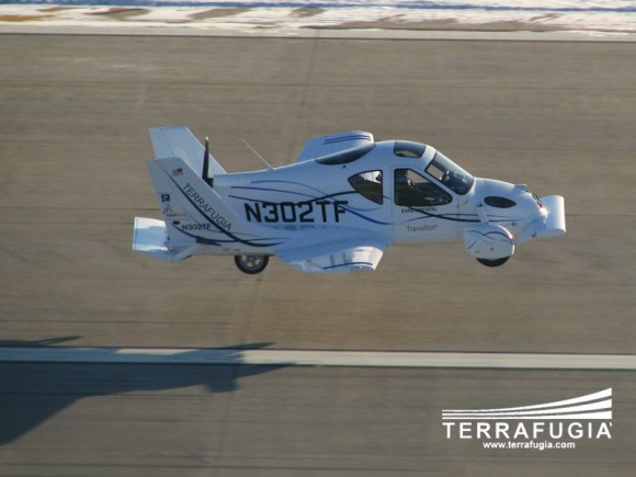 Terrafugia Transition First_Flight_Chase_Plane