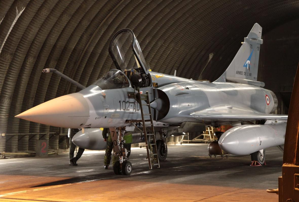 Mirage 2000-5 - primeiro certificado navegabilidade - foto Armee de lair