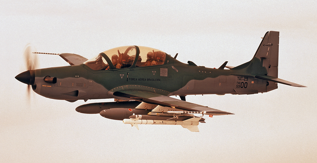 Armas Nacionais: Embraer A-29B Super Tucano