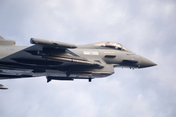 Typhoon com Meteor - foto Eurofighter