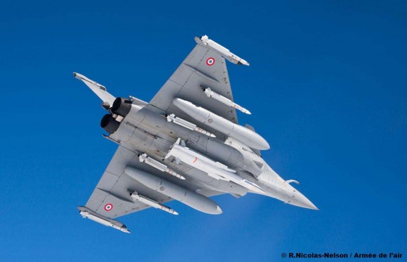 Rafale com ASMPA - foto 2 Força Aérea Francesa