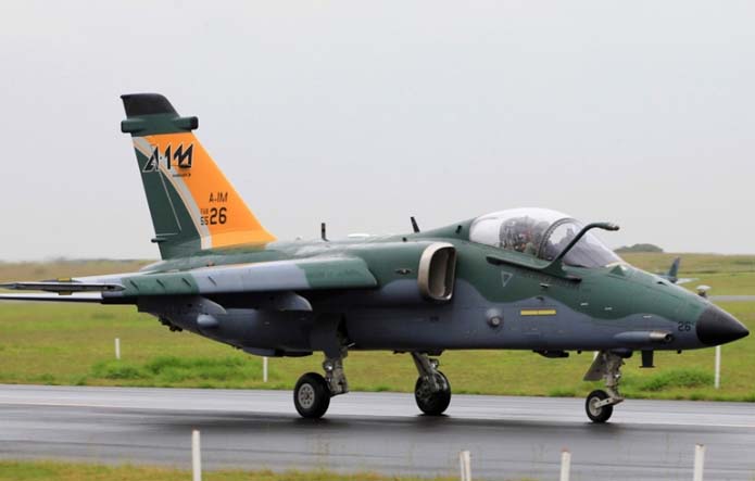 Primeiro A-1M será entregue amanhã - Poder Aéreo - Forças Aéreas ...