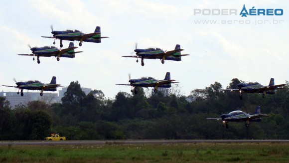 PAMA-SP 2012 - 22set - Tucanos do EDA -  foto 3 Nunão - Poder Aéreo