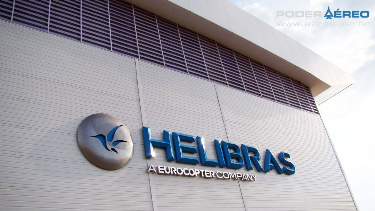 Helibras - inauguração nova fábrica 2-10-2012 - vista externa novo galpão - foto 2 Nunão - Poder Aéreo