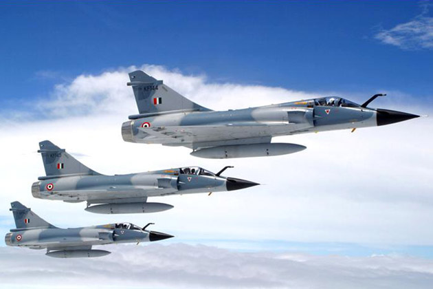Caças Mirage 2000 da Força Aérea Indiana