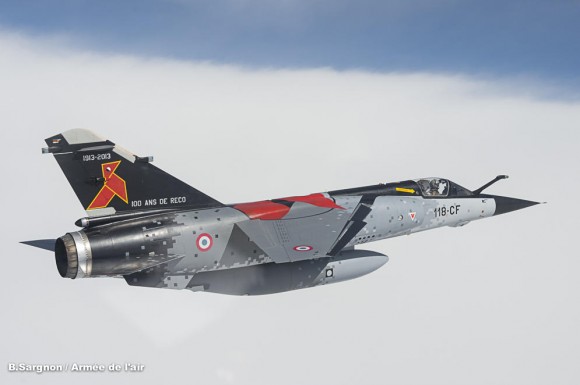 Mirage F1CR com pintura comemorativa dos 100 anos da esquadrilha Cocotte - foto 2 Força Aérea Francesa