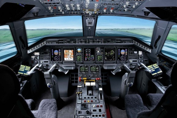 cockpit Legacy - imagem Embraer