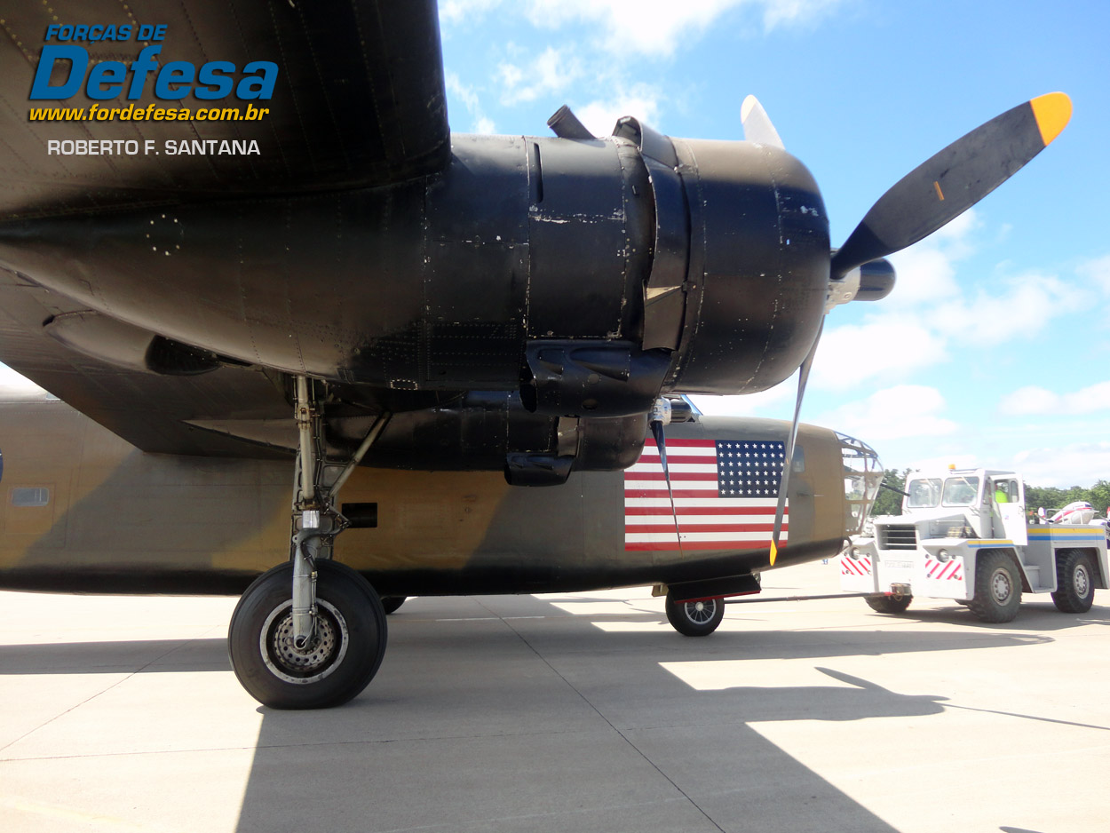 B-24 Oshkosh 2013 - foto RF Santana 1
