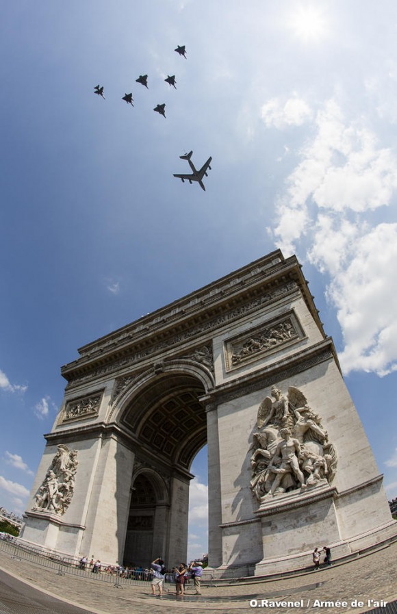 Ensaio em 9 de julho para desfile de 14 de julho no Champs-Élysées - foto Força Aérea Francesa