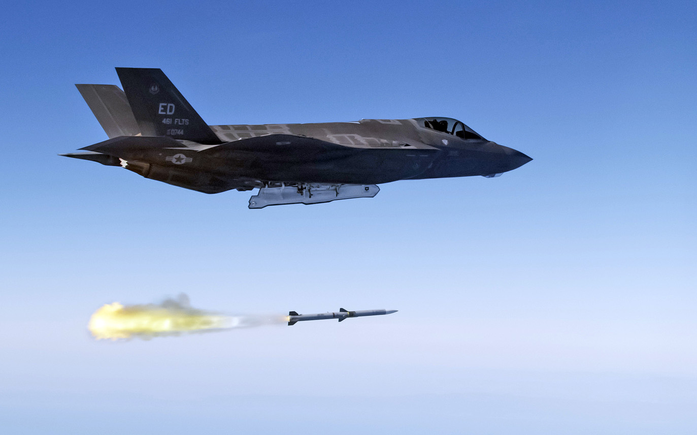 First F-35 Live Fire Weapon Test with a AIM-120 AMRAAM