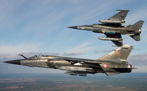 Mirage F1 - última campanha ar-solo - foto Força Aérea Francesa