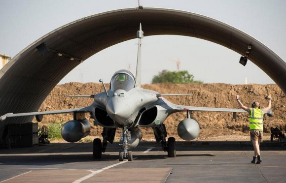 Rafale em alerta no Chade para operação na Rep Centro-Africana - foto Força Aérea Francesa