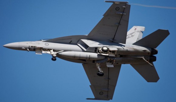 Super Hornet RAAF se apresenta nos 100 anos aviação militar Austrália - foto 2 Dept Def Australia