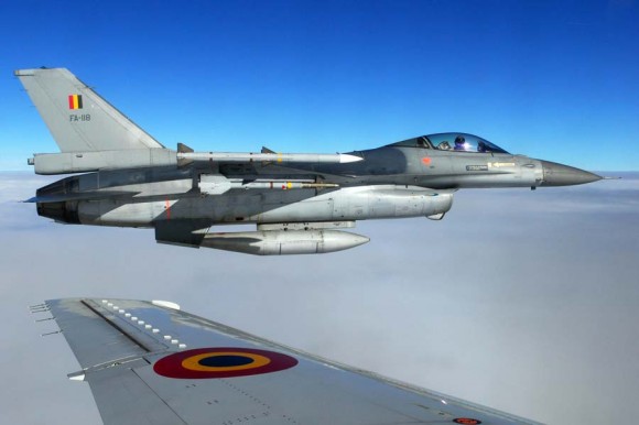 F-16 belgas - foto 2 via Forças de Defesa da Bélgica