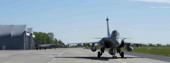 caças Rafale desdobrados na Polônia - foto Força Aérea Francesa