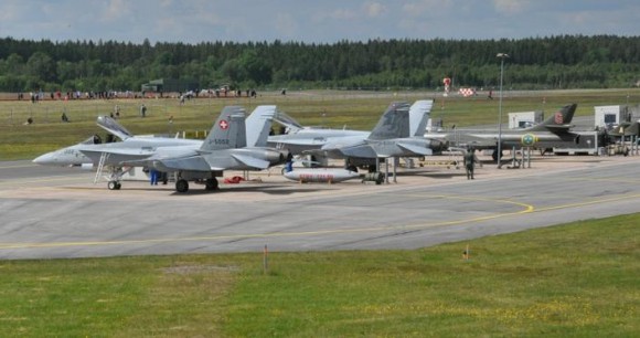 70 anos da ala F 17 - foto 2 Forças Armadas da Suécia
