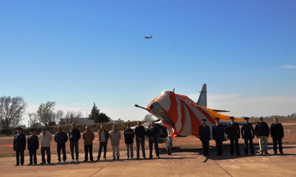 A-4B C222 El Tordillo restaurado pela Área de Material Rio IV - foto 2 Força Aérea Argentina