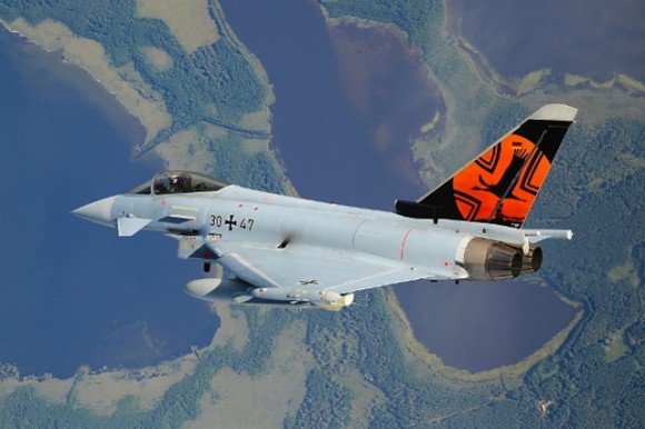 Eurofighter com pintura comemorativa - foto Força Aérea Alemã