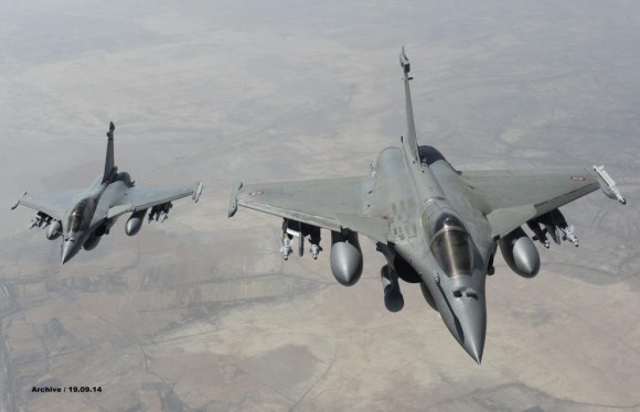 Missão de caças Rafale franceses sobre o Iraque em 19 set 2014 - foto via Min Def França