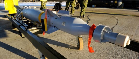 Bomba guiada a laser GBU-12 de 250kg - foto Forças Armadas da Suécia