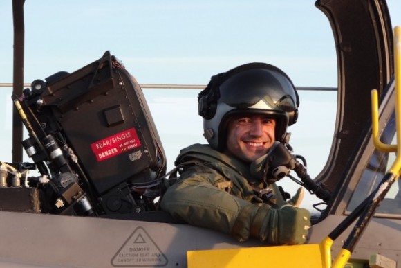 Capitão Fórneas da FAB em Gripen C - foto 5 via Agencia Forca Aerea - FAB